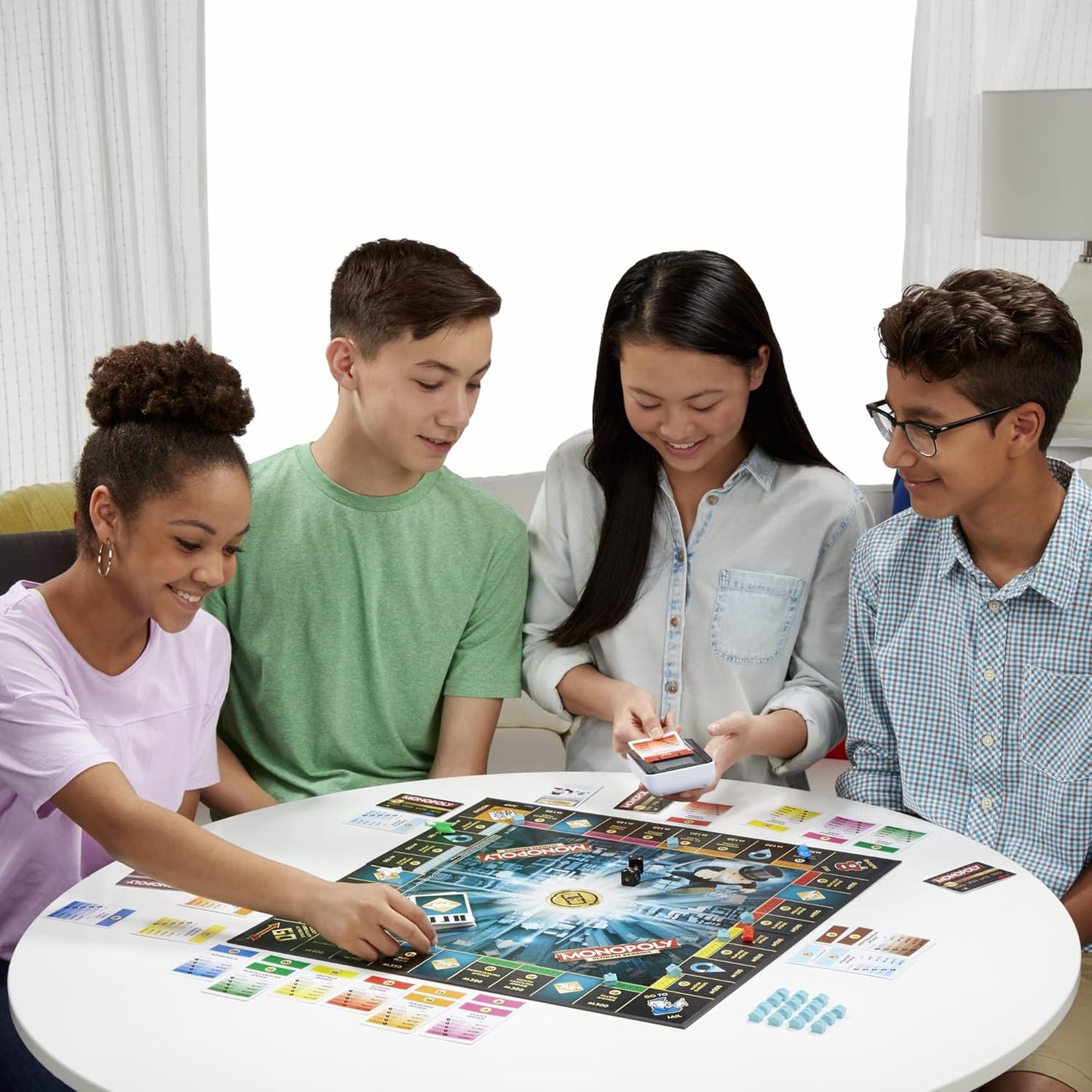 Hasbro_Gaming_Monopoly_Ultimate_Banking_Edition_Board_Game_for_Families_and_Kids_Ages_8_and_Up,_Electronic_Banking_Unit_(Amazon_Exclusive)