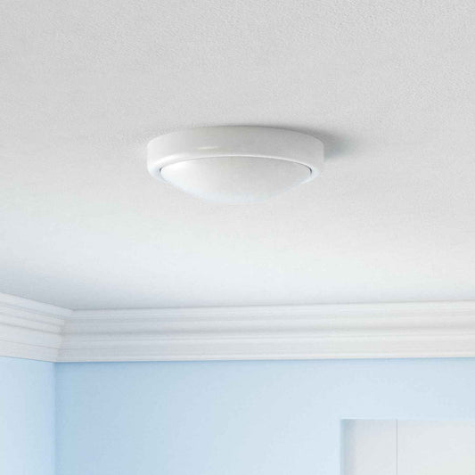 Energizer Touch-Activated Puck Light – Cool-to-the-Touch Nursery Night Light for Toddlers and Preschoolers