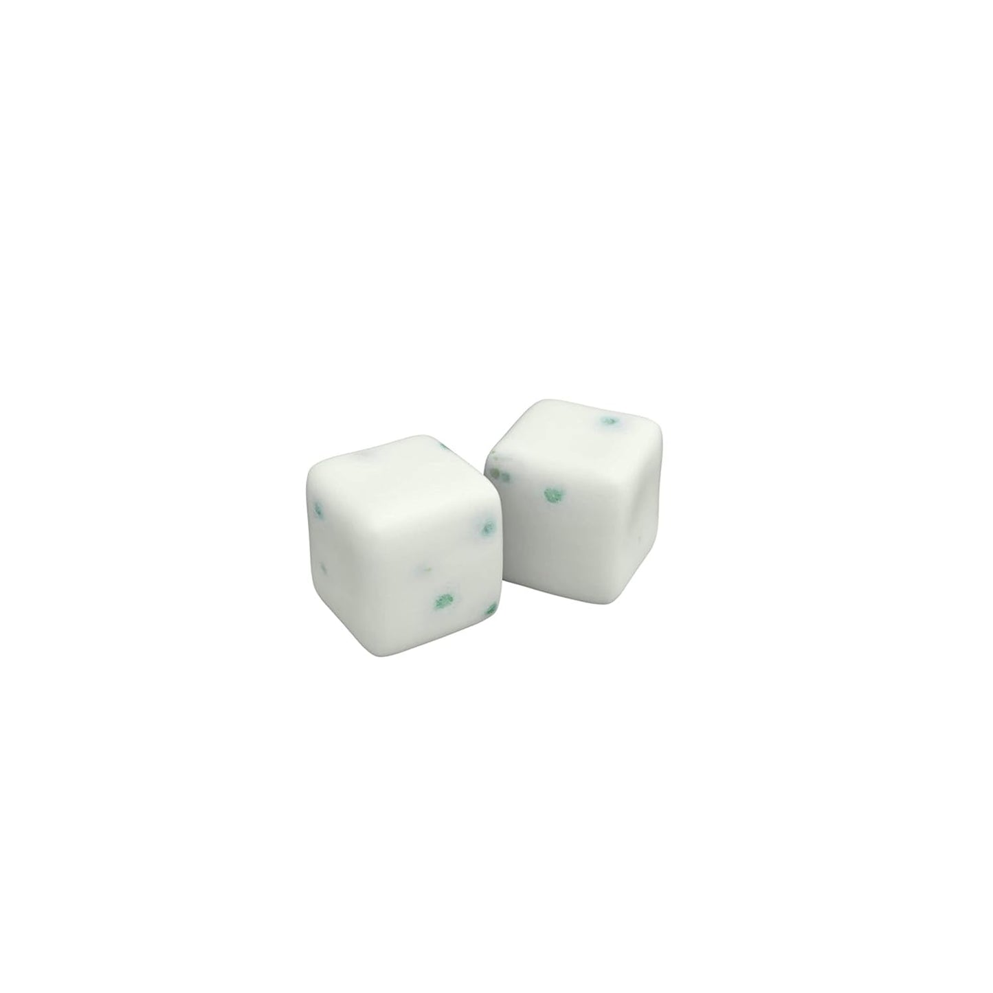 ICE BREAKERS Ice Cubes Spearmint Sugar Free Chewing Gum – Guilt-Free Breath Freshener for Low-Sugar and Diabetic Lifestyles