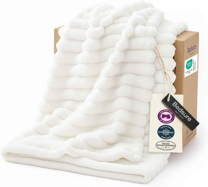 Bedsure GentleSoft Throw Blanket for Kids Room – Durable Lightweight Fleece Bed Cover for Sibling Sharing and Movie Nights