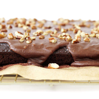 15.87 oz single-container size yielding moist, fluffy chocolate cake or cupcakes