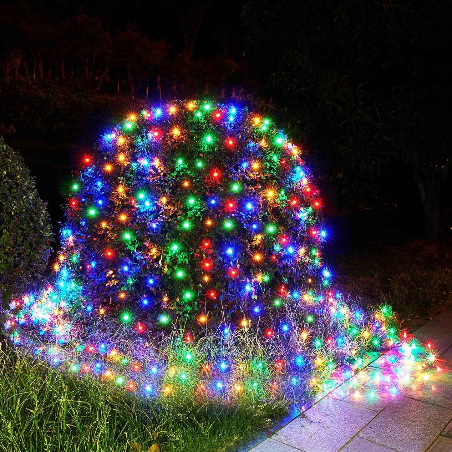 BlcTec Outdoor Holiday Net Mesh 360 LED – Connectable Waterproof Bush Lights for Lawns, Pergolas and Open-Air Gatherings