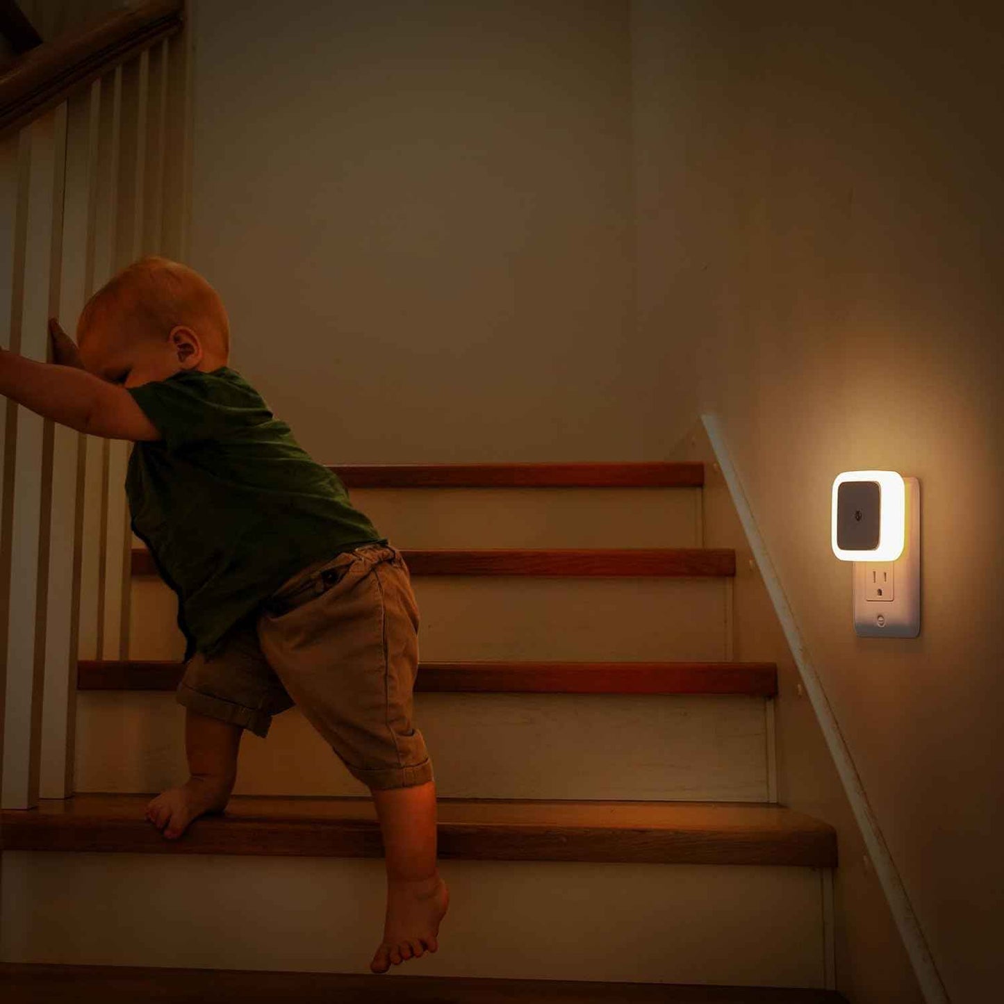 Sujeet Night Light 8-Pack – Gentle Nursery and Kids Bedroom Lighting with Dusk to Dawn Sensor, Cool to Touch LED