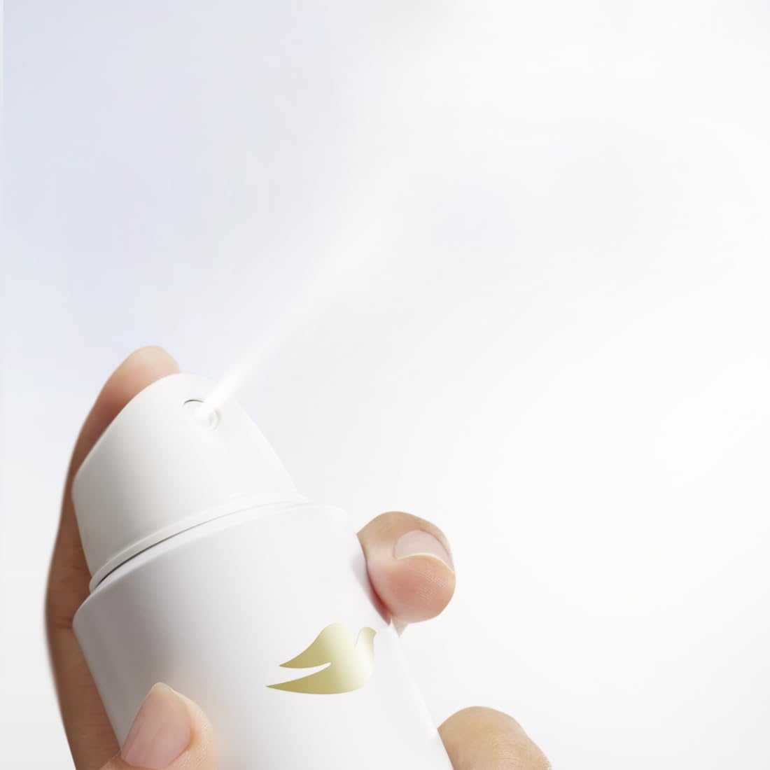 Dove_Clinical_+_Care_Antiperspirant_Deodorant_Dry_Spray_for_Women_Original_Clean_with_Nourishing_Serum_3.8_oz