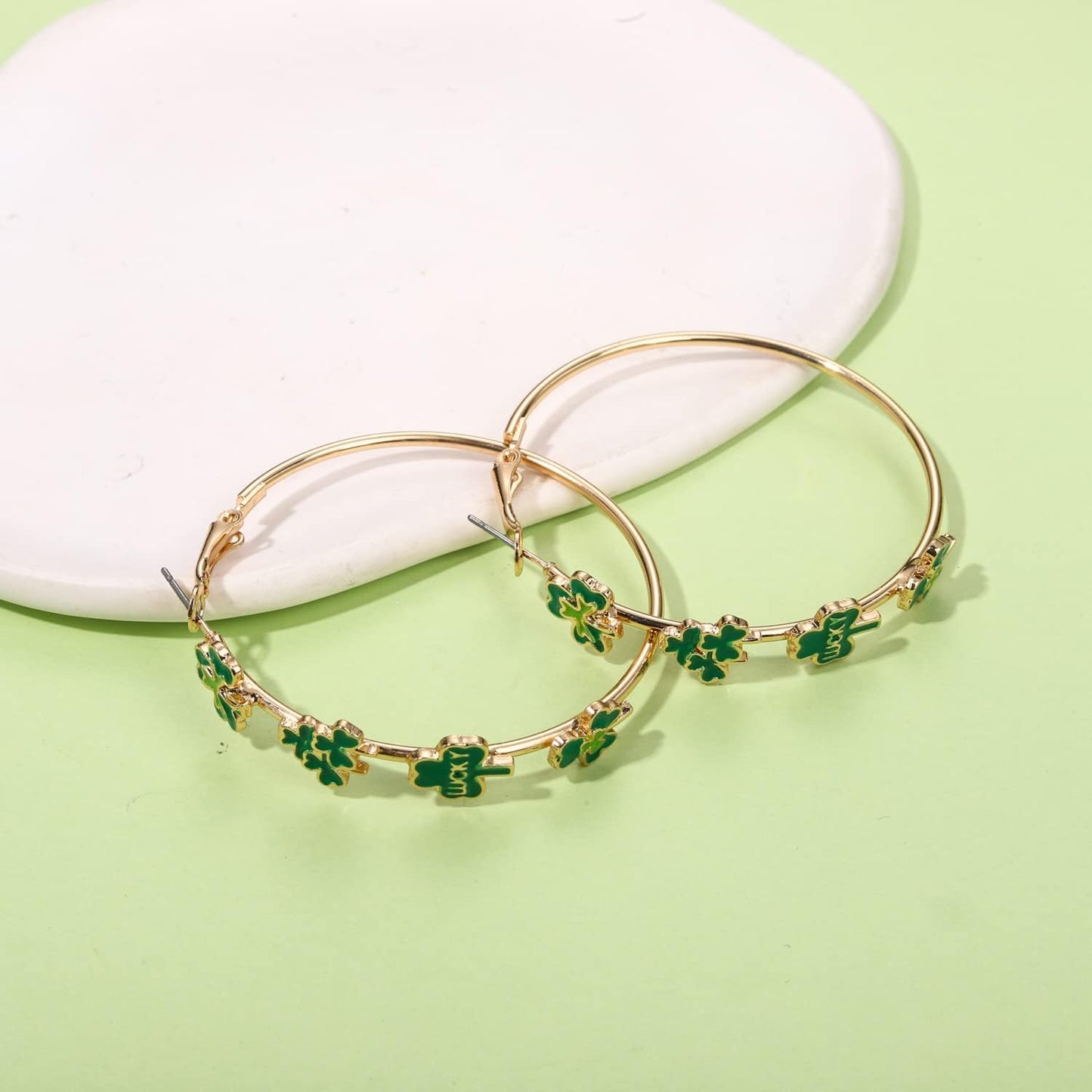 Holiday_Hoop_Earrings_for_Women_Girl_Glitter_Festive_Enamel_Green_Shamrock_Charm_Hoops_for_Mardi_Gras_St._Patrick's_Day_Jewelry_Gifts_for_Party_Carnival