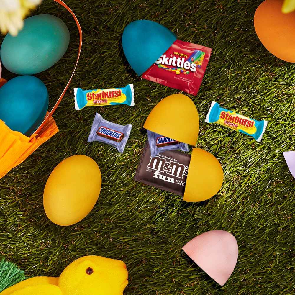 M&M'S, SKITTLES Original, SNICKERS, MILKY WAY & STARBURST Chocolate and Fruity Easter Candy for Easter Baskets and Eggs, 27.27 Ounce Bag