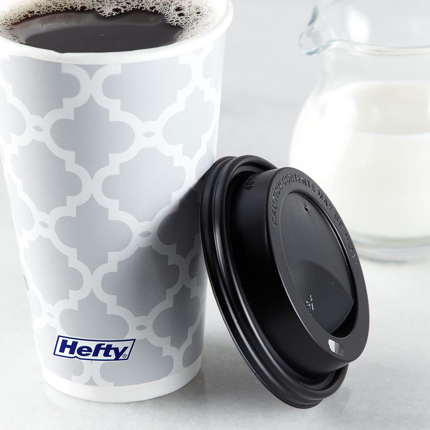 Hefty_Disposable_Hot_Cups_with_Lids,_Insulated_Paper_Coffee_Cups_for_Tea,_Cocoa_and_Hot_Beverages,_Leak_Resistant_Single_Use_Drink_Cups,_16_Ounce,_20_Count