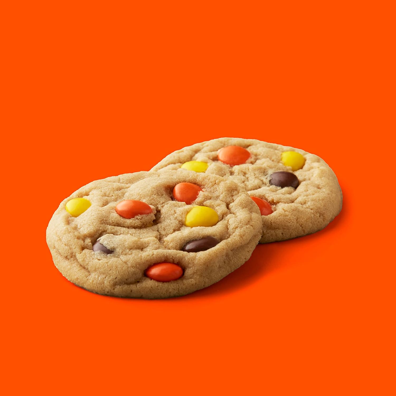 REESE'S_PIECES_Peanut_Butter_in_a_Crunchy_Shell,_Candy_Bulk_Bag,_48_oz