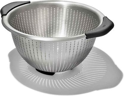 OXO Good Grips Stainless Steel Colander, Strainer with Non-Slip Handles, Kitchen Colander for Pasta and Vegetables, Nesting Stainless Steel Strainer and Sieve