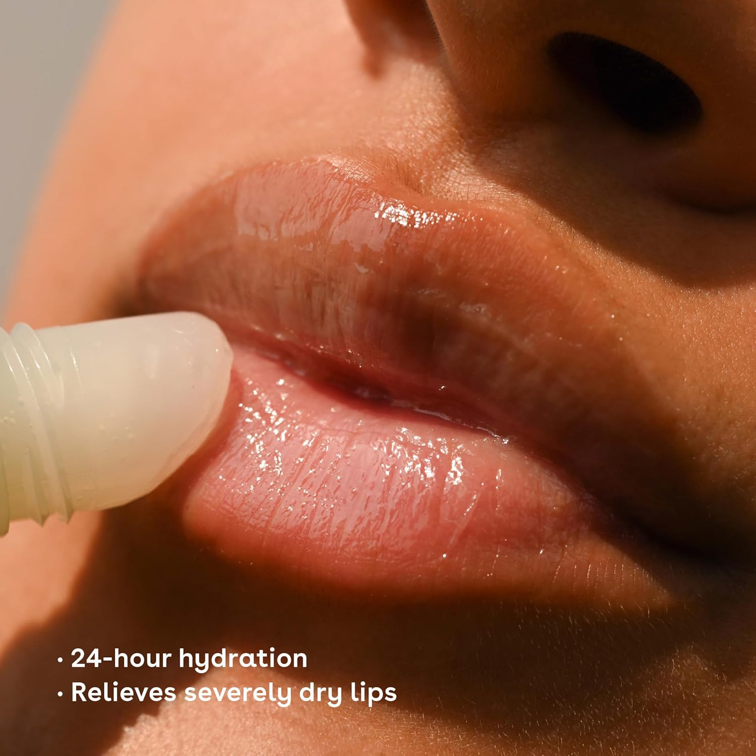 eos_The_Hero_Lip_Repair,_Extra_Dry_Lip_Treatment,_24HR_Moisture,_Overnight_Lip_Treatment,_Natural_Strawberry_Extract,_0.35_fl_oz