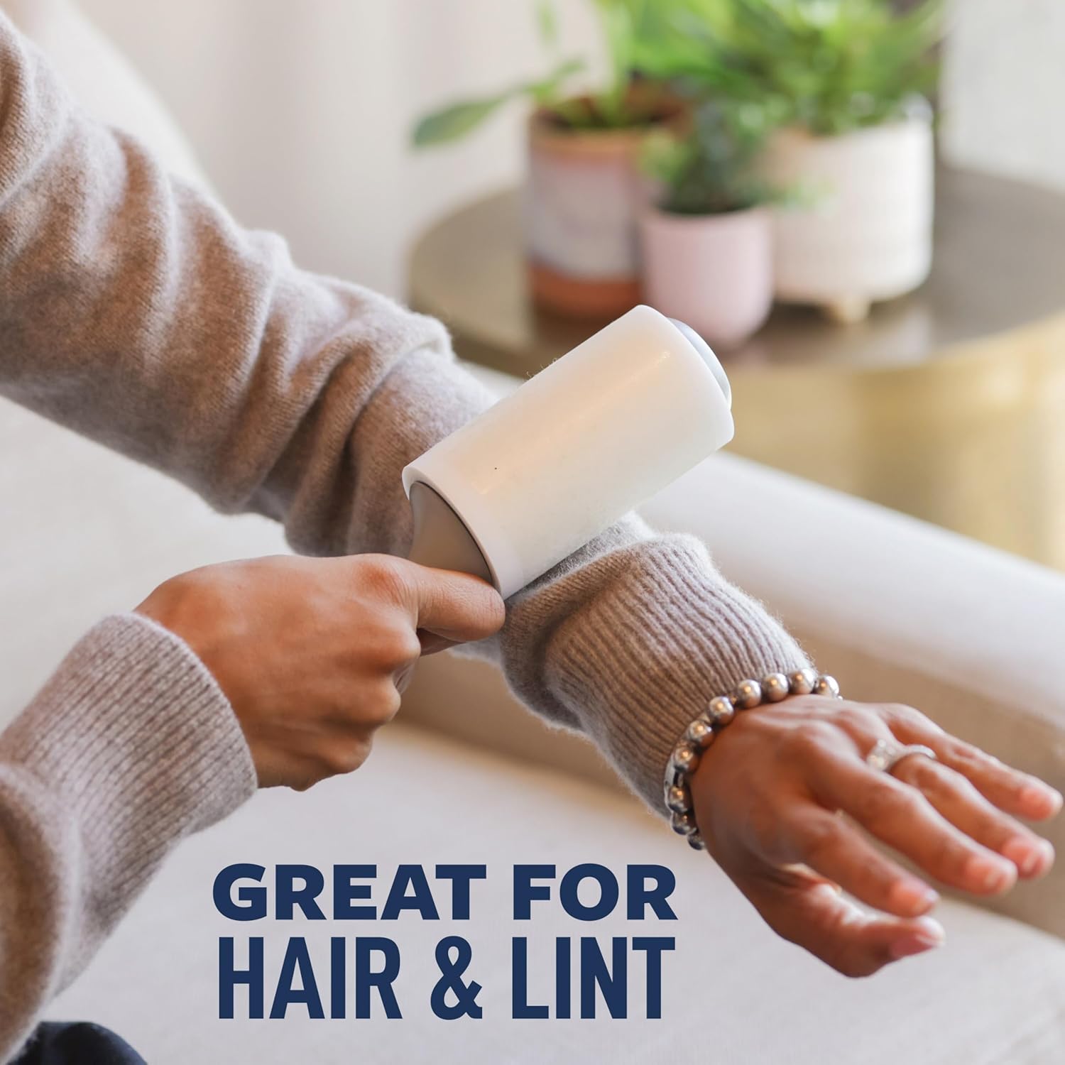 Scotch-Brite_Everyday_Clean_Lint_Roller,_Lint_Roller_for_Pet_Hair,_Clothing,_Furniture_and_More,_5_Lint_Rollers,_95_Sheets/Roller,_475_Sheets_Total,_Lint_Remover_for_Clothes,_Pet_Hair_Removal