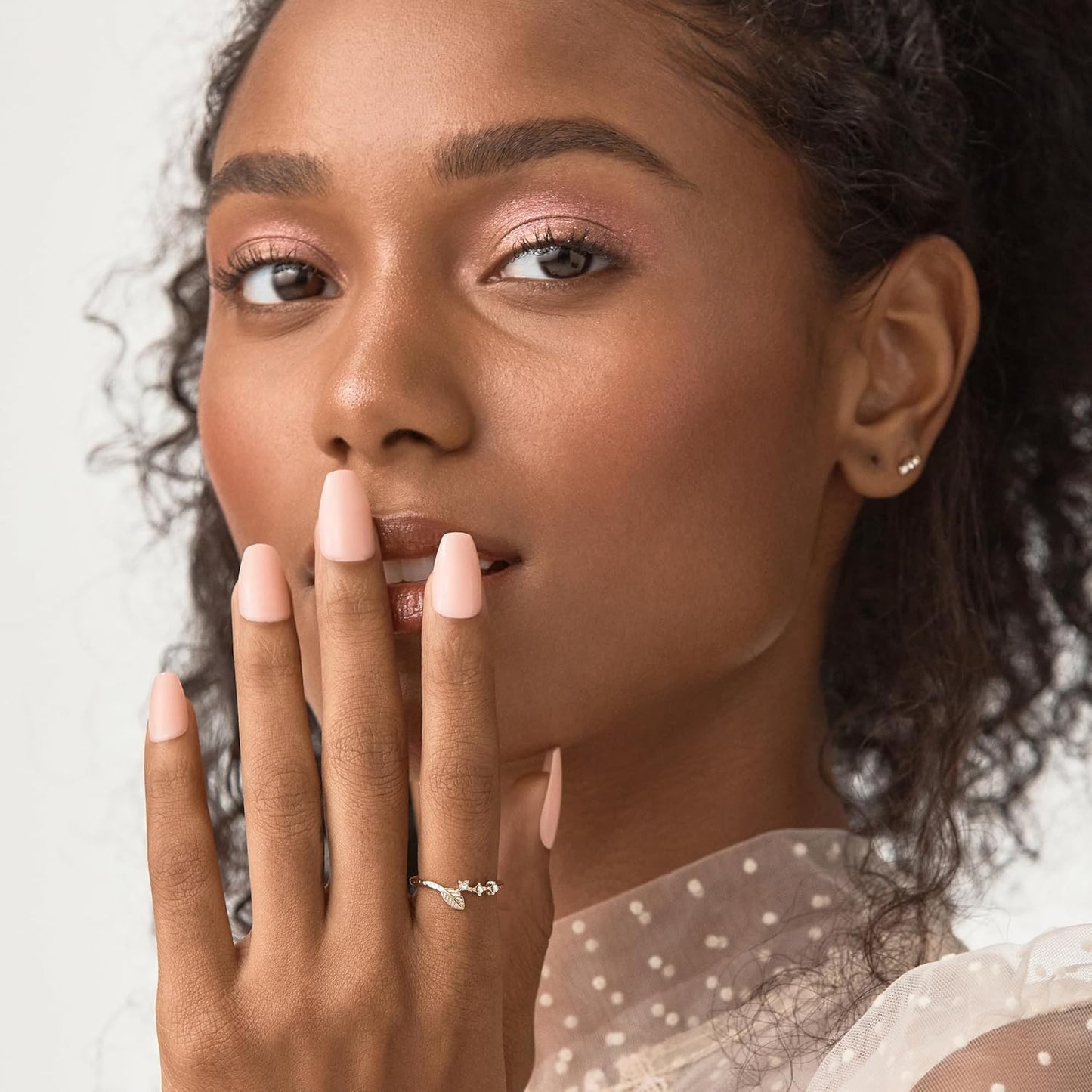 KISS_imPRESS_No_Glue_Mani_Press_On_Nails,_'Serendipity',_Pink,_Medium_Size,_Coffin_Shape,_Includes_30_Nails,_Prep_Pad,_Instructions_Sheet,_1_Manicure_Stick,_1_Mini_File