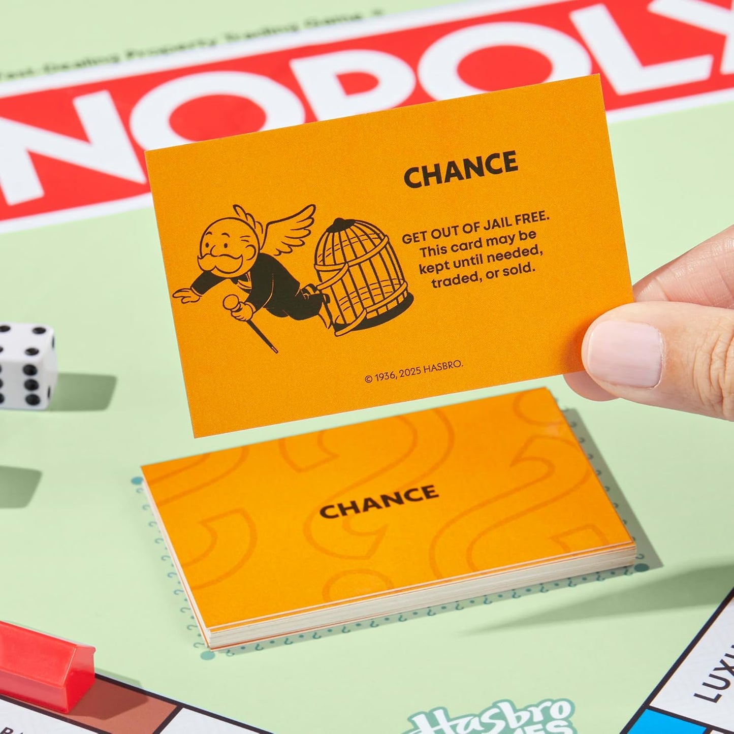 Monopoly_Board_Game_|_Classic_Game_with_Storage_Tray_and_Larger_Tokens_|_Ages_8+_|_2_to_6_Players_|_Family_Games_for_Kids_and_Adults_|_Kids_Gifts