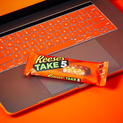 REESE'S_TAKE_5_Pretzel,_Peanut_and_Chocolate_Candy_Bars,_1.5_oz_(18_Count)