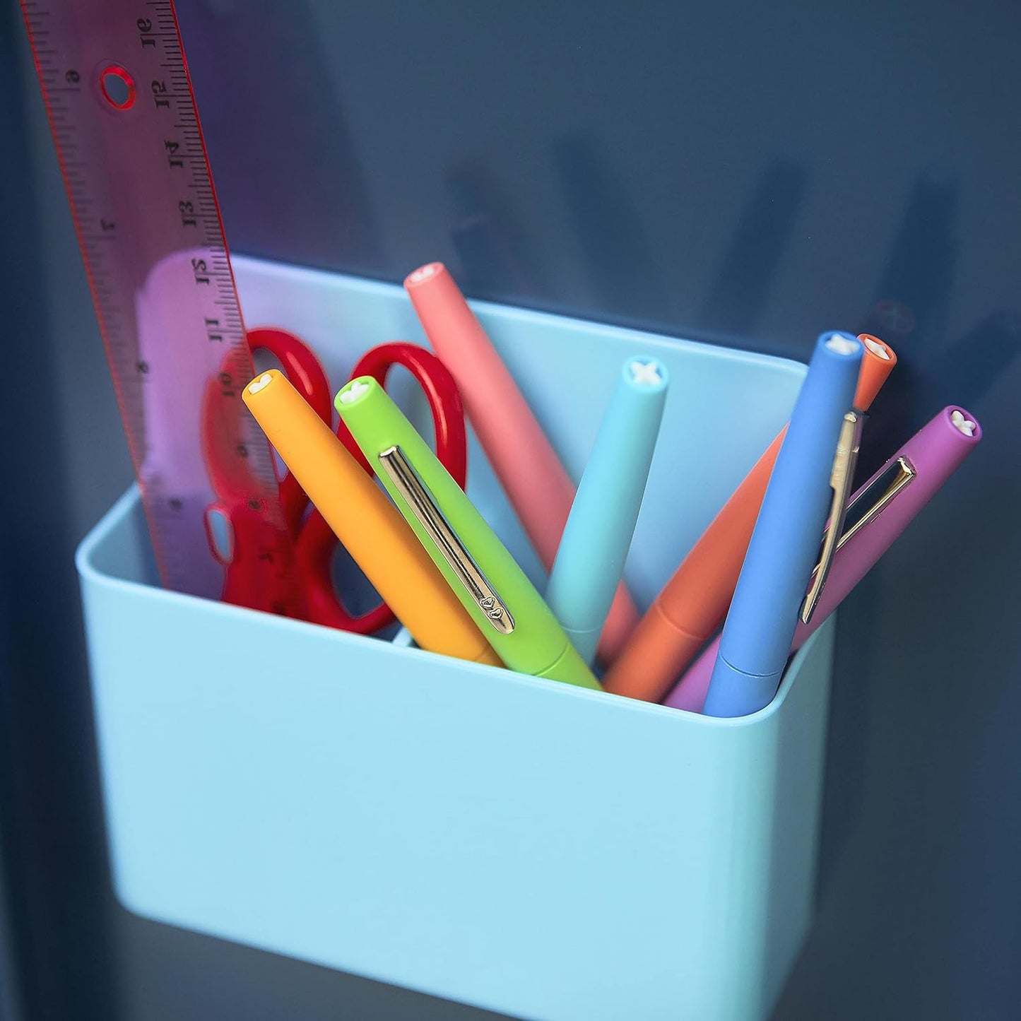 Paper_Mate_Flair_Felt_Tip_Pens_Medium_Point_(0.7mm)_Red_12_Count