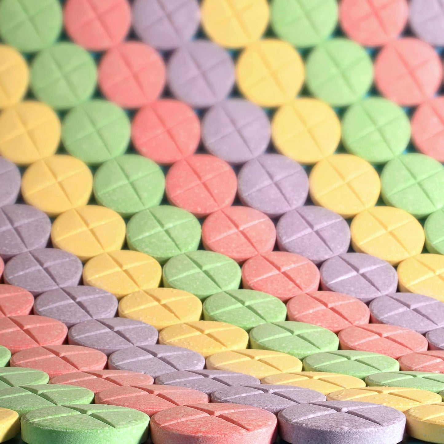 SweeTARTS_Giant_Chewy_Candy,_Sweet_and_Tart,_1.35_oz,_36_count