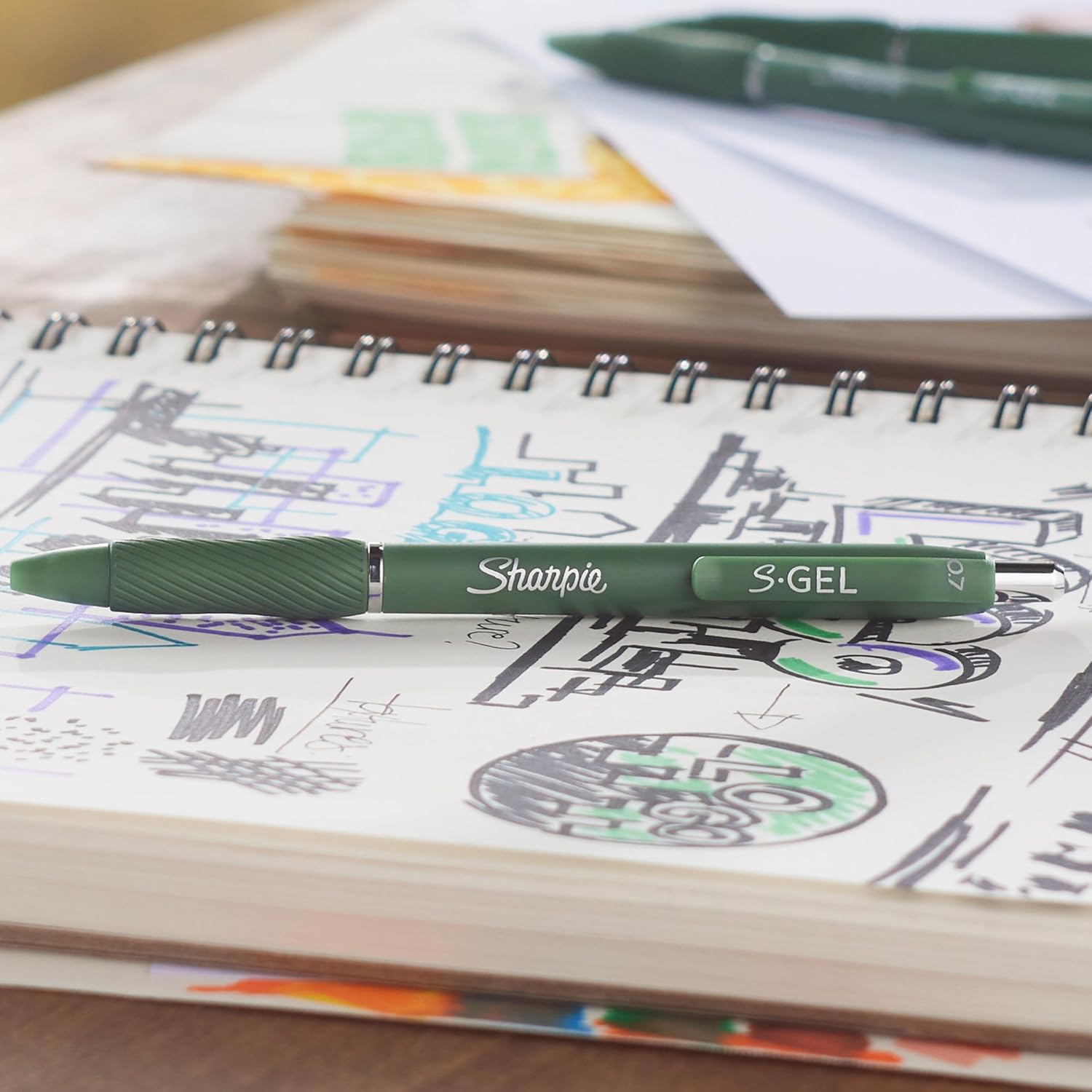 Sharpie_S-Gel_Gel_Pens,_Green_Barrel,_Black_Ink,_Medium_Point_(0.7mm),_4_Count_-_For_Home,_Office,_College,_Journaling,_Drawing,_Note-Taking,_Writing