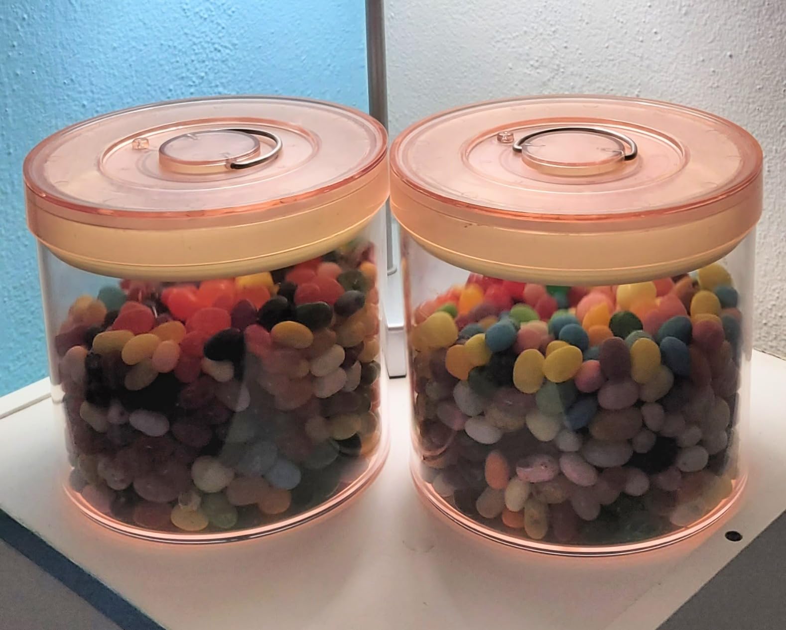 Jelly_Belly_Thirty_Assorted_Flavor_Beans,_7_Ounce