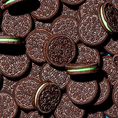OREO_Mint_Creme_Chocolate_Sandwich_Cookies,_Party_Size,_24.95_oz
