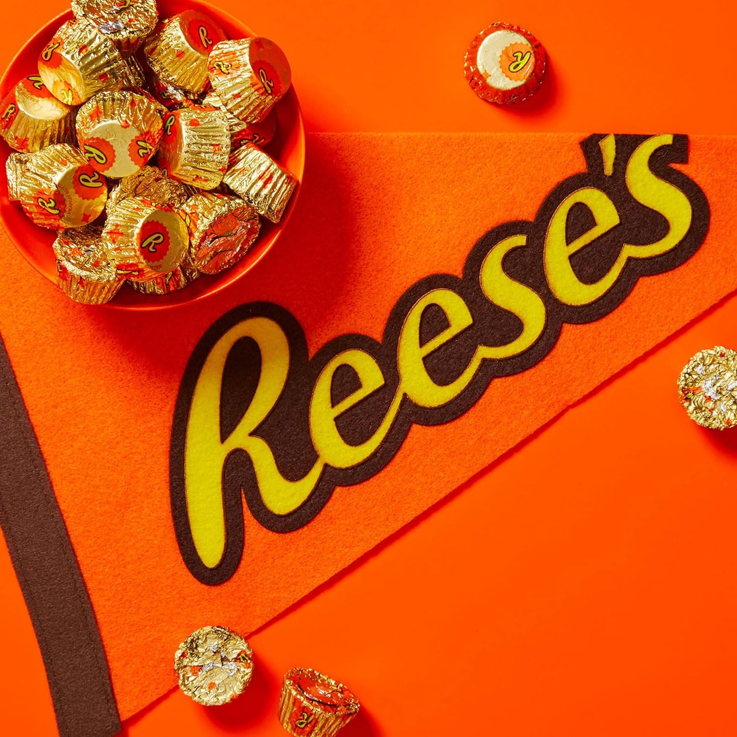 REESE'S_Miniatures_Milk_Chocolate_Peanut_Butter_Cups,_Candy_Party_Pack,_30_oz