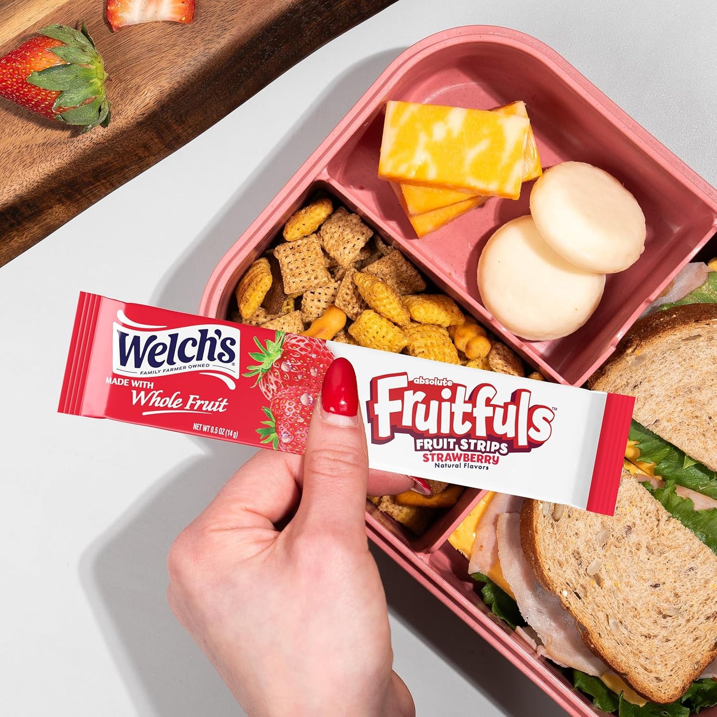 Welch's_Absolute_Fruitfuls_Fruit_Strips,_Tasty_Dried_Fruit_Snacks_for_School_Lunches,_Berry_Medley,Mango_Peach,_Strawberry_0.5oz_(Pack_of_50)
