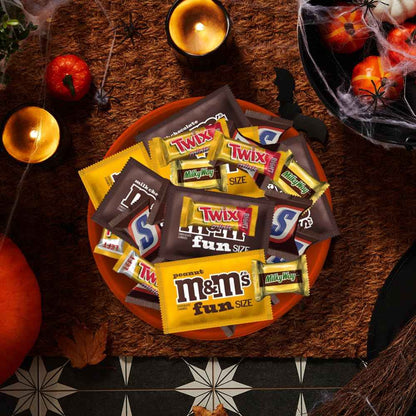 M&M'S, SNICKERS, TWIX & MILKY WAY Halloween Candy Variety Pack as a Halloween Gift Basket Base