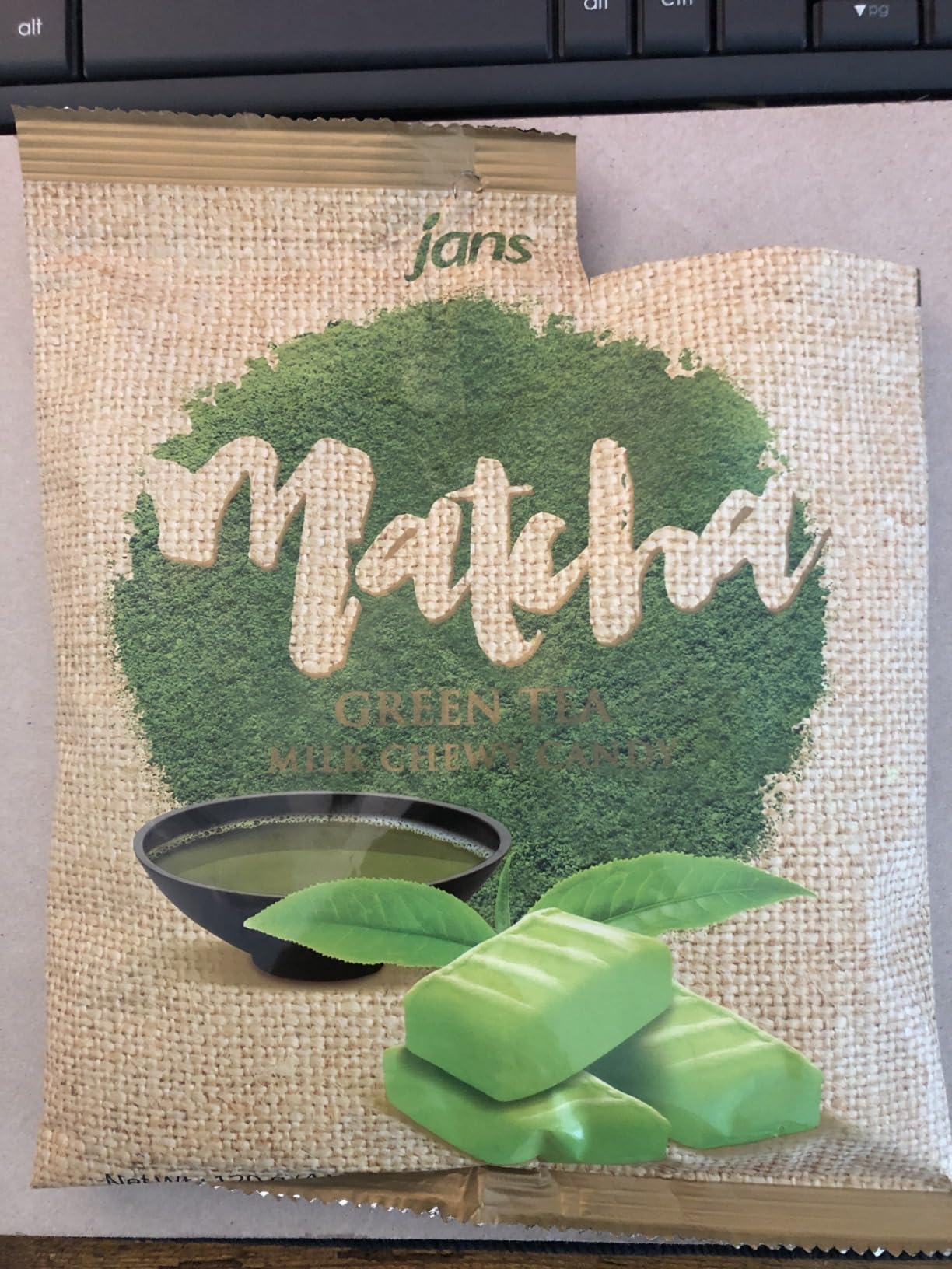 Jans_Milk_Chewy_Candy_Matcha_Flavor_|_Made_with_Real_Extract_and_Non-Sticky_Cholesterol-Free_Fat-Free_Not-too-sweet_Candies