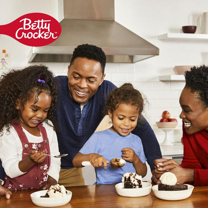 Betty Crocker REESE'S Brownie Mix with Peanut Butter Chips – Ready-to-Give Birthday Gift for Women Who Love Peanut Butter Desserts