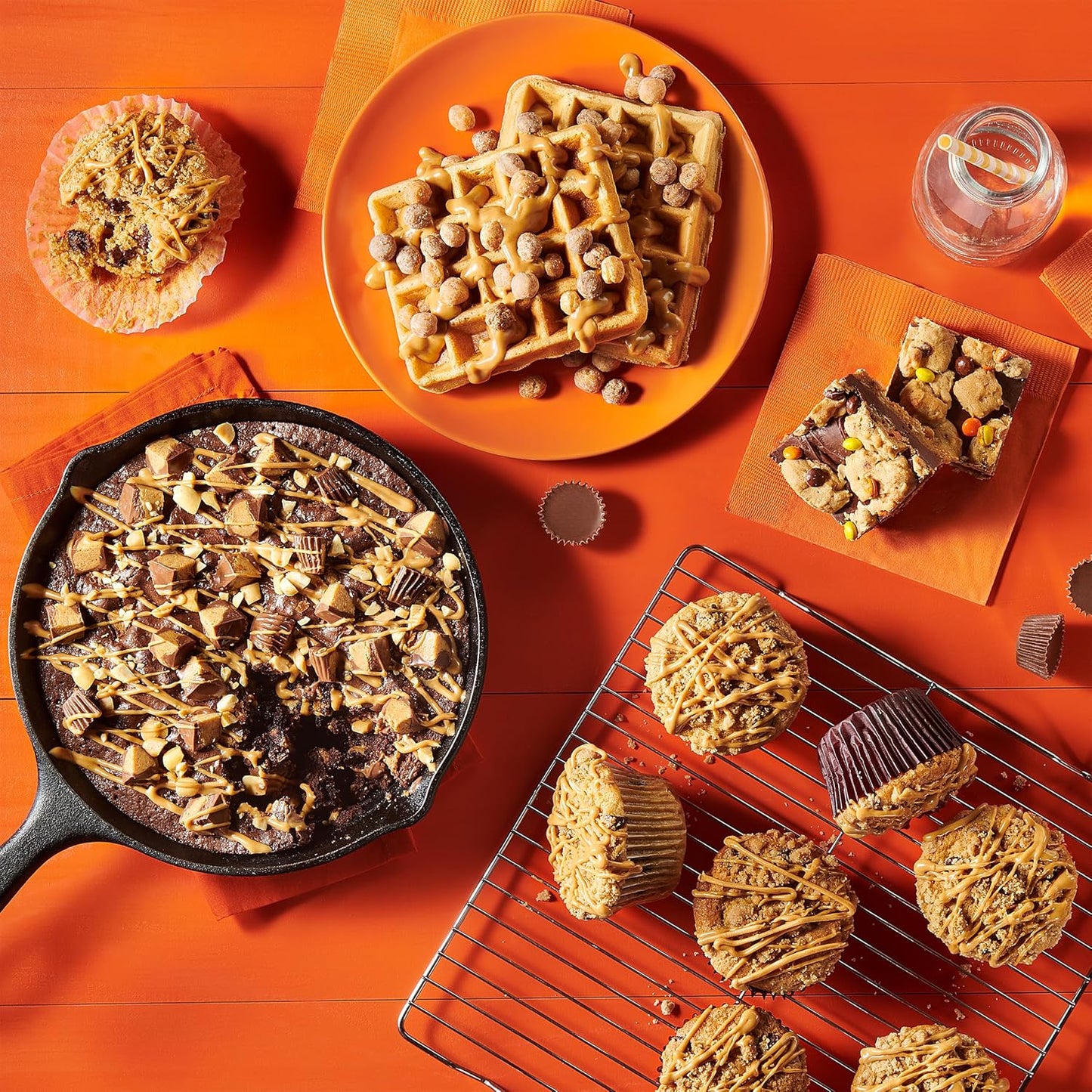 Betty Crocker REESE'S Brownie Mix with Peanut Butter Chips – Ready-to-Give Birthday Gift for Women Who Love Peanut Butter Desserts
