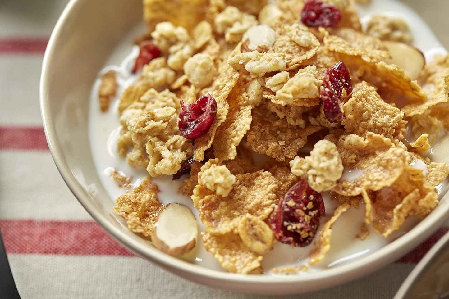 Great Grains Cranberry Almond Crunch Cereal – High-Fiber Non-GMO Cereal for Clean-Label Wellness Pantries, 14 oz