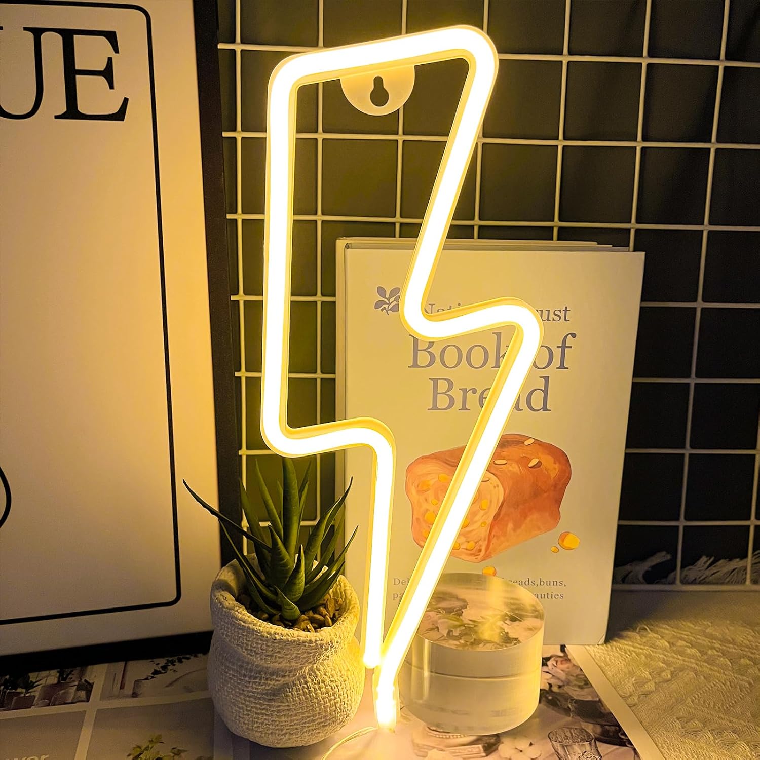 [Brand] Lightning Bolt Neon Sign – Trendy Birthday Gift for Teens and Her, USB LED Wall Light for Bedroom Decor Surprise