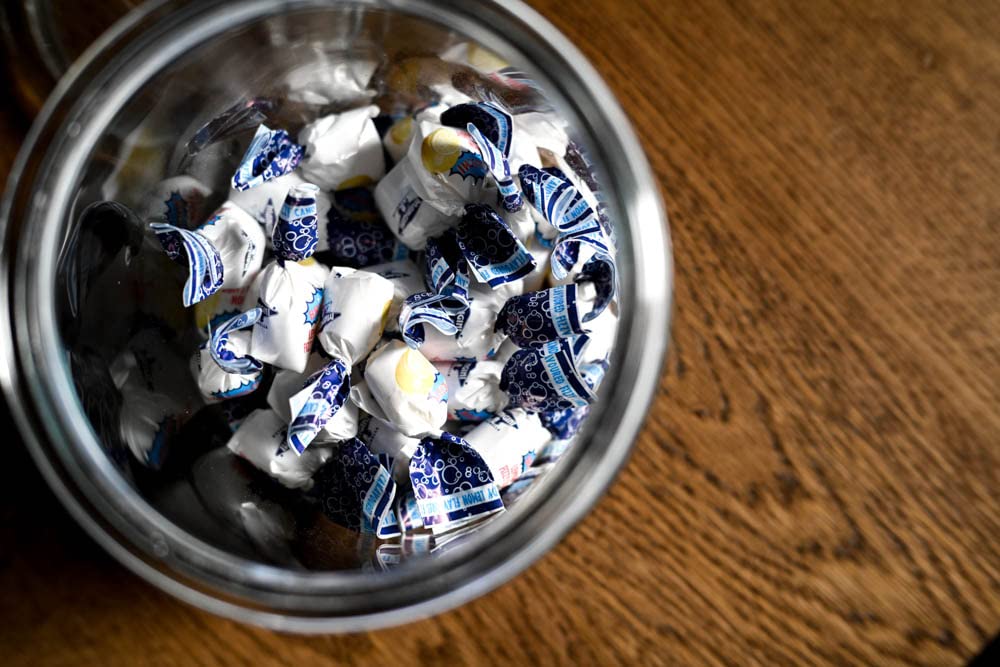 Brioschi Lemon Flavored Effervescent Digestive Italian Candies – Portable Thirst Quencher for Hiking and Picnics