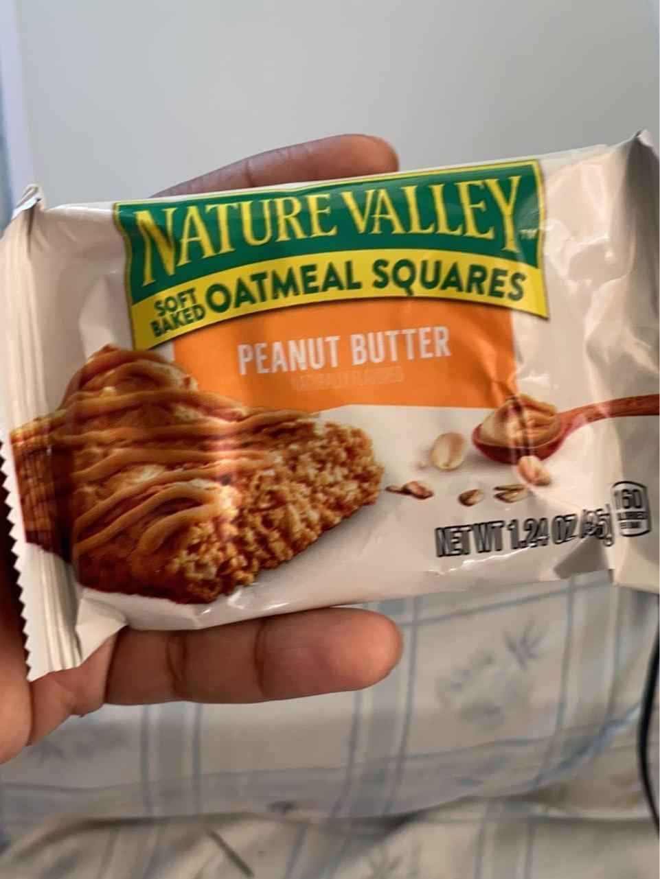 Nature Valley Soft Baked Oatmeal Squares – Lunchbox Snack for Kids, Whole Grain Peanut Butter Bars (12-Count)