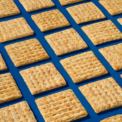 crunchy woven surface engineered to hold toppings and spreads