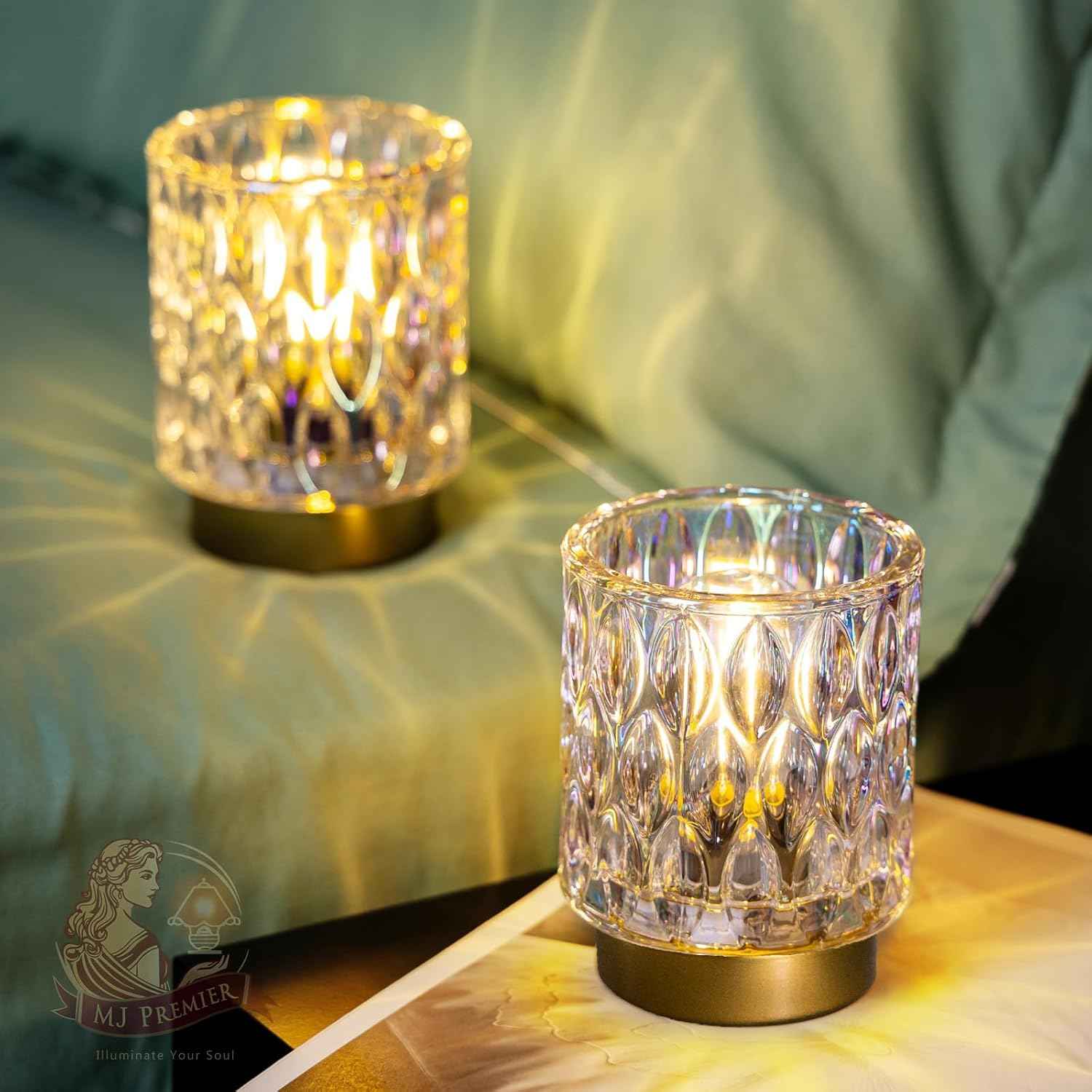 AuroraGlow Waterproof Crystal Lamp – Portable Cordless Light for Patio and Outdoor Dining, Battery Operated