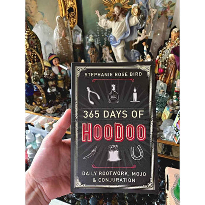 365 Days of Hoodoo: Daily Rootwork, Mojo & Conjuration – Unique Valentine's Day Gift for Her Who Studies Conjure and Rootwork