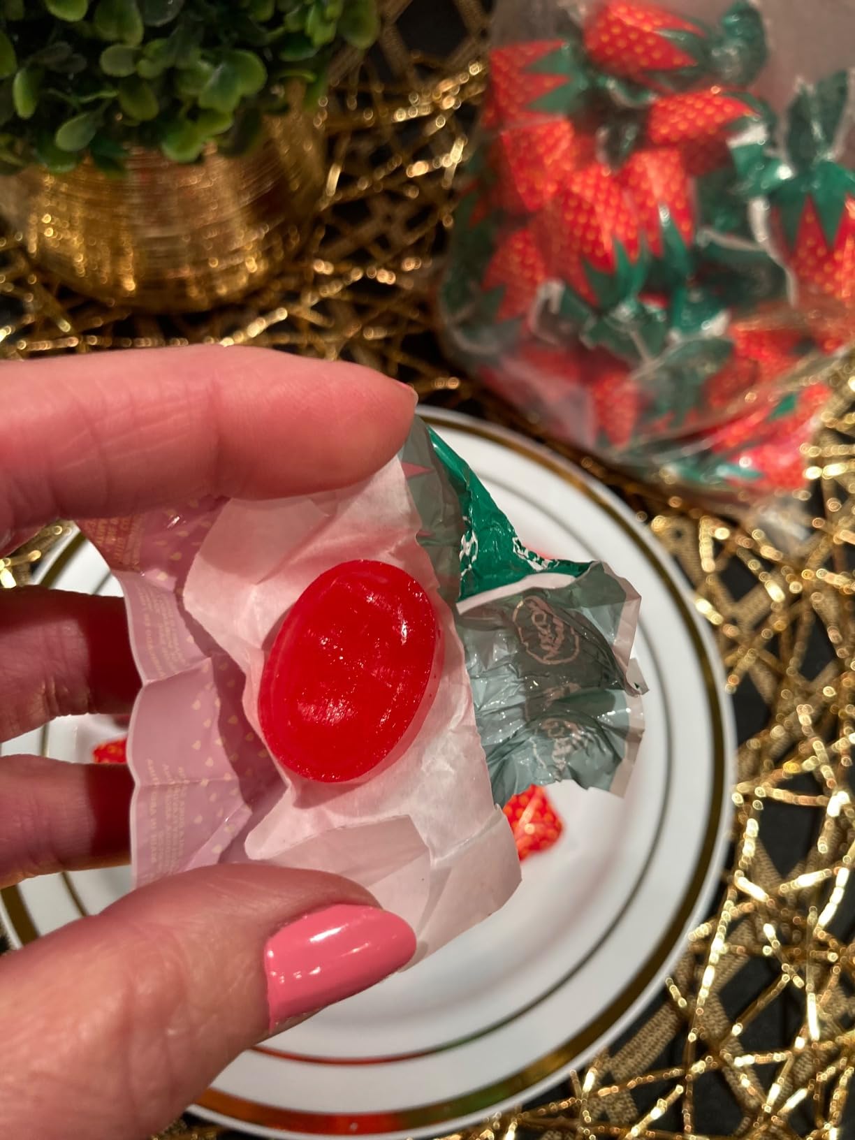 distributed by the hampton popcorn & candy company, a brand operating since 2003
