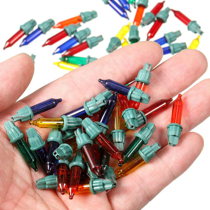 eight sku variants combining different base colors (green, white, black, brown) with bulb colors (warm white, multicolor, orange, black) including dedicated halloween options