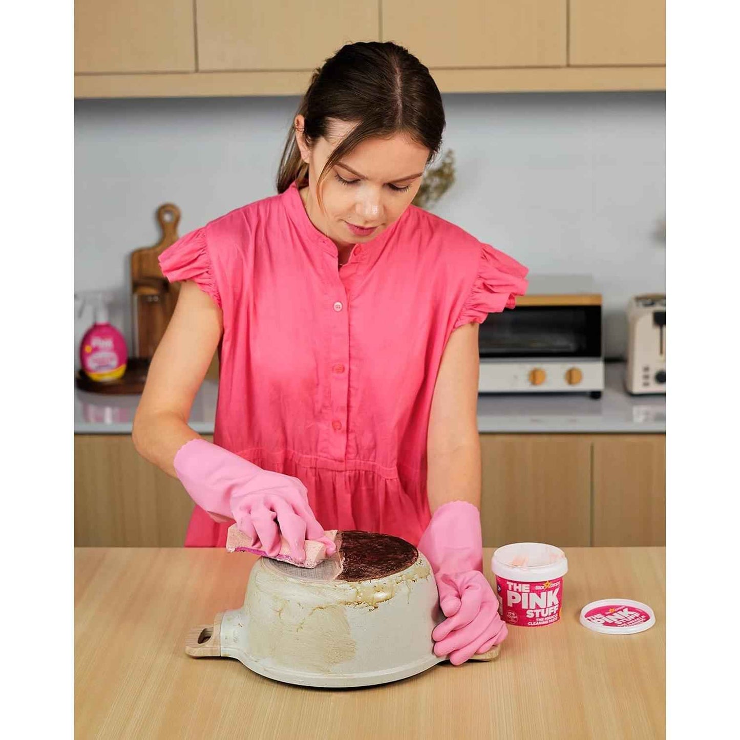 Stardrops The Pink Stuff Paste & SQeeZY Sponge Bundle – One Tub Replaces a Shelf of Cleaners for a Clutter-Free Apartment