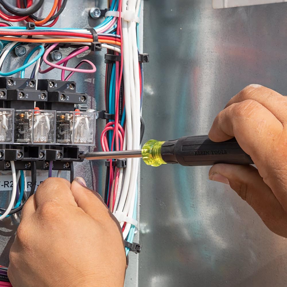 free-spinning premium cap that allows palm-resting for precise, controlled fastening