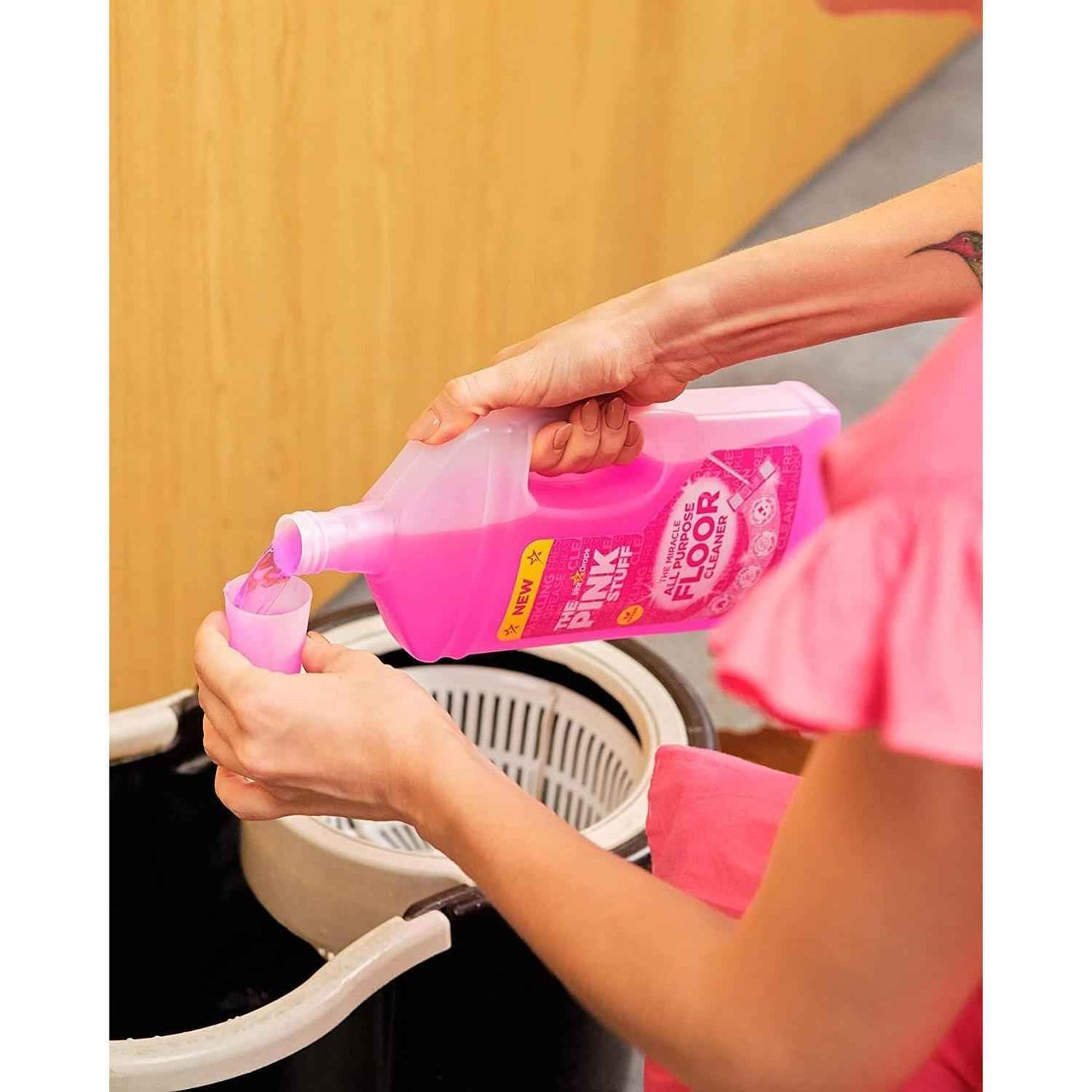 The Pink Stuff Miracle All Purpose Floor Cleaner – Gentle Pet and Kid Safe Floor Wash for Worry Free Daily Mopping