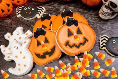 Fruidles Candy Corn – Festive Accent Candy for Haunted House Displays and Themed Home Bar Setups