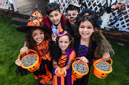 Fruidles Halloween Suckers – Durable Individually Wrapped Candy for Outdoor Haunted House Events