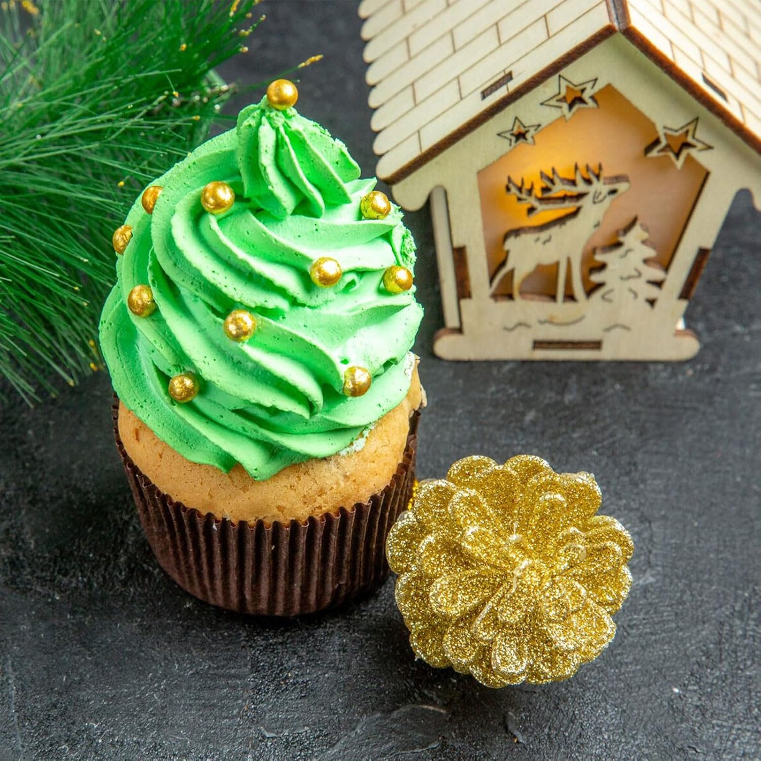 Gold Sprinkles for Cake Decorating – Family-Safe Pearl Mix for Kids' Birthday Cakes and Cupcakes