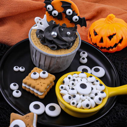 Halloween Candy Eyeballs for Cake – Playful Dessert Toppings for Kids' Spooky Birthday Decor