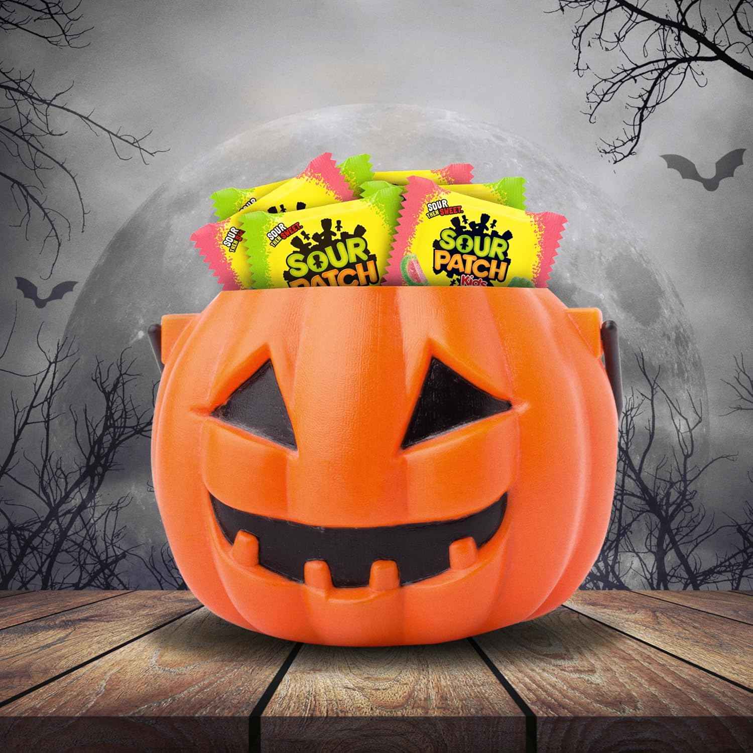 SOUR PATCH KIDS Halloween Candy Variety Pack - Bulk Trick or Treat Bags for Classroom Party Gift Bag Stuffers