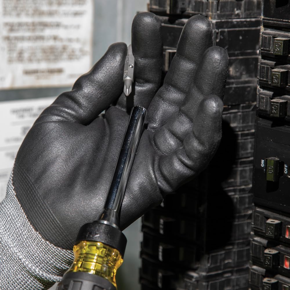 Klein Tools 32305 Ratcheting Screwdriver – Jobsite Productivity Driver for Faster Fastening Runs
