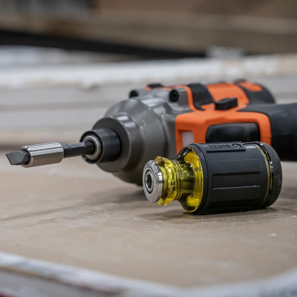 Klein Tools 32308 Stubby Multi-Bit Screwdriver – Fast Bit Swaps for Electricians on Tight Job Sites