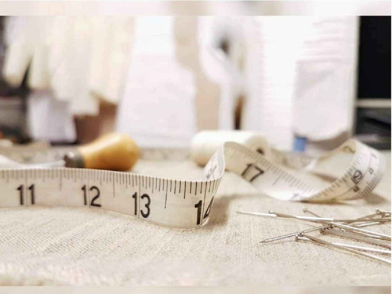 GDMINLO Minimalist Body Tape – Intentional Living Essential, Simple White Vinyl Measuring Tool for Capsule Wardrobes