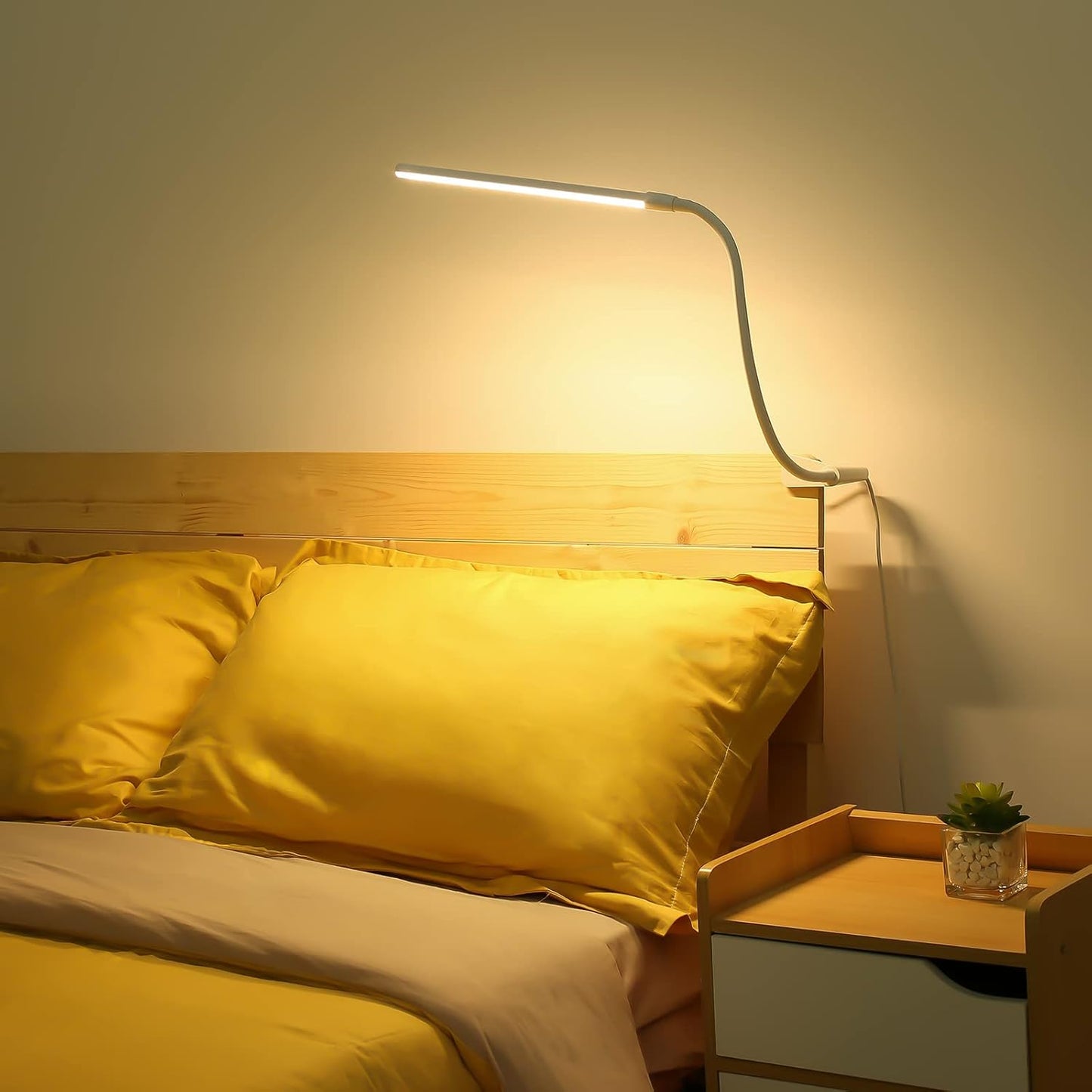 Lepro Slim Clip-On LED Lamp for Uncluttered Desks, Matte Aluminum USB Reading Light in White or Black